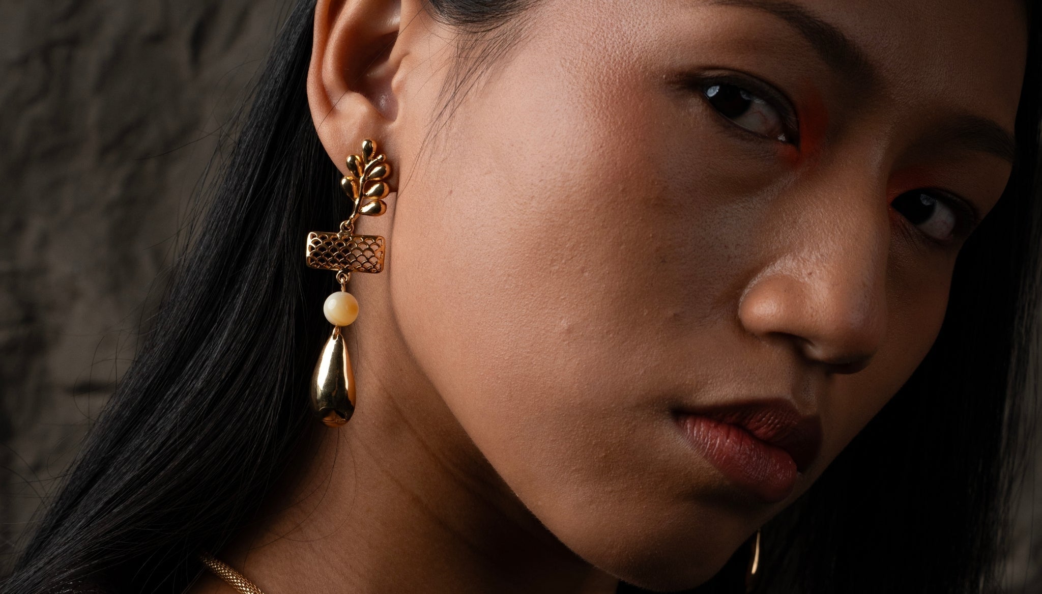 Mira | Pearl Drop Earrings