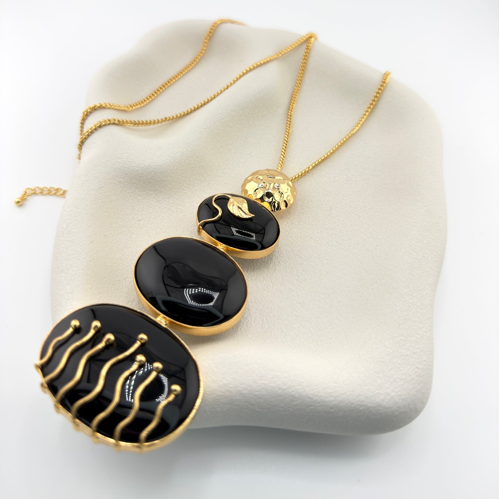 Nora | Black Onyx Necklace