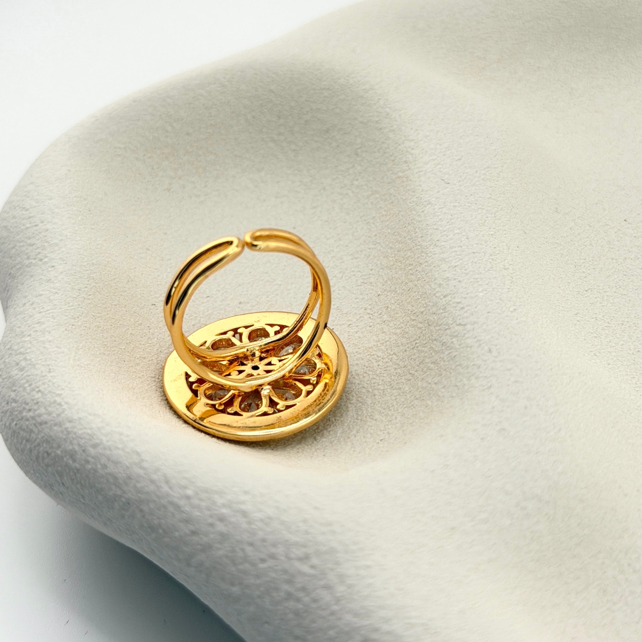 Indra | Medallion Ring
