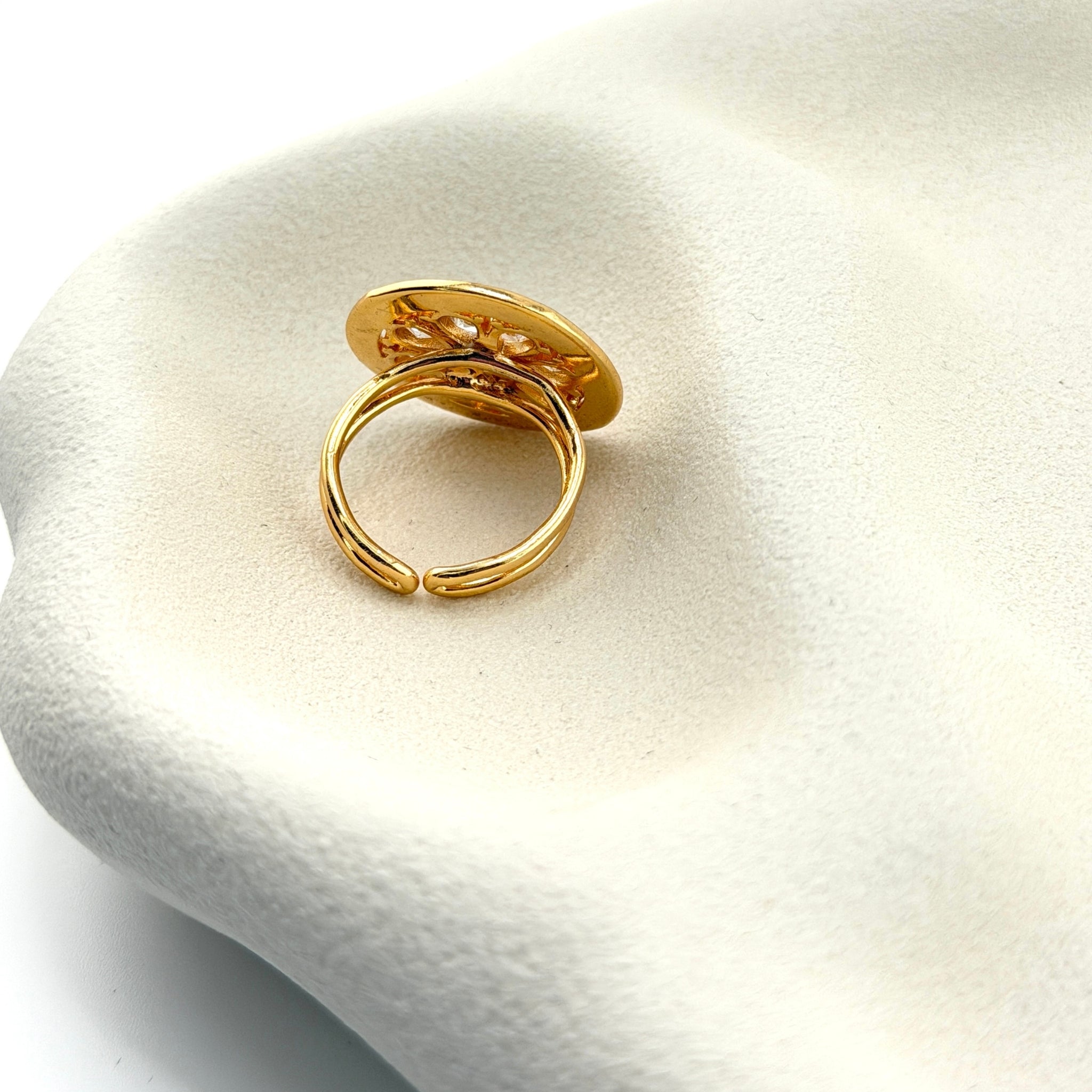 Indra | Medallion Ring