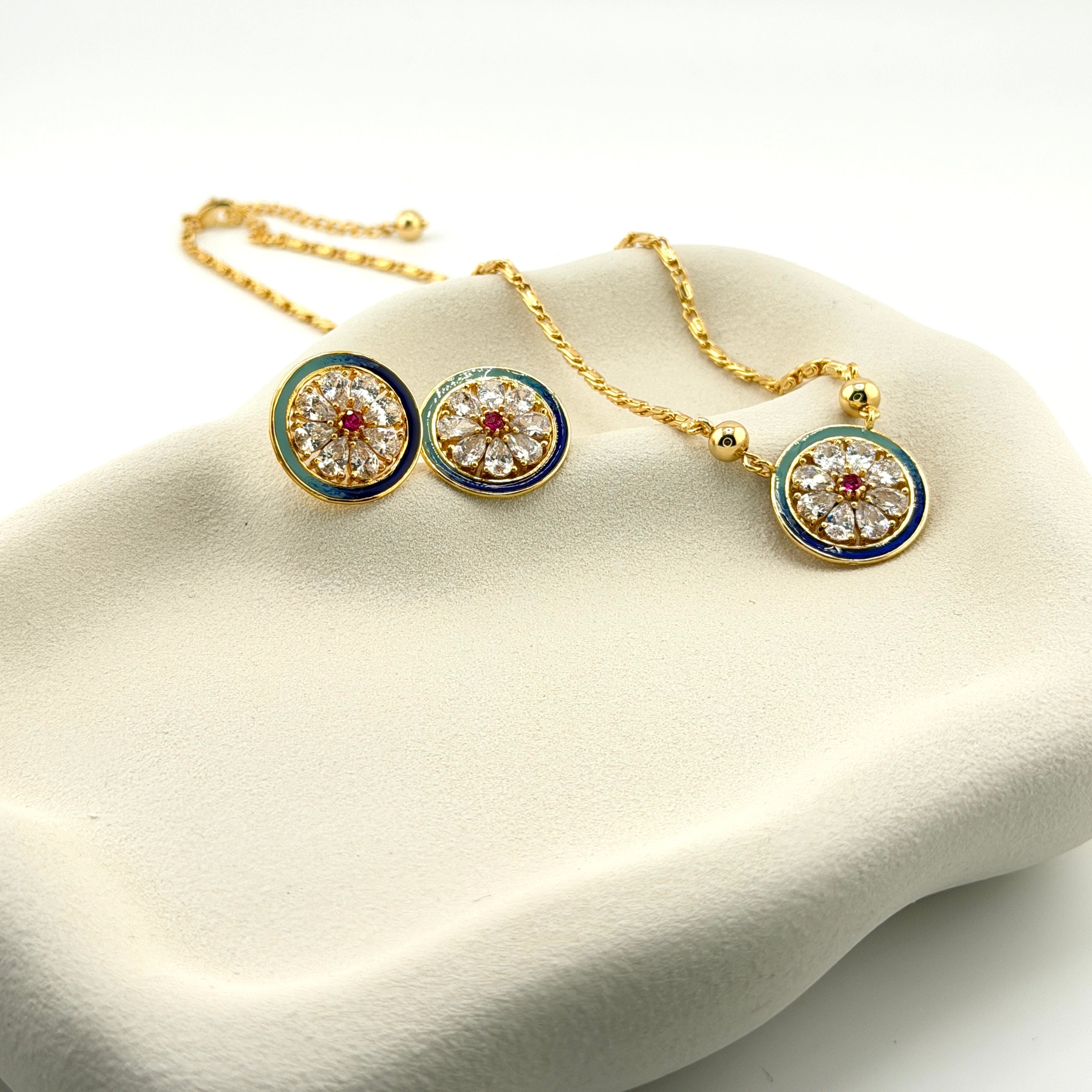 Indra | Single Medallion Necklace and Earrings Set
