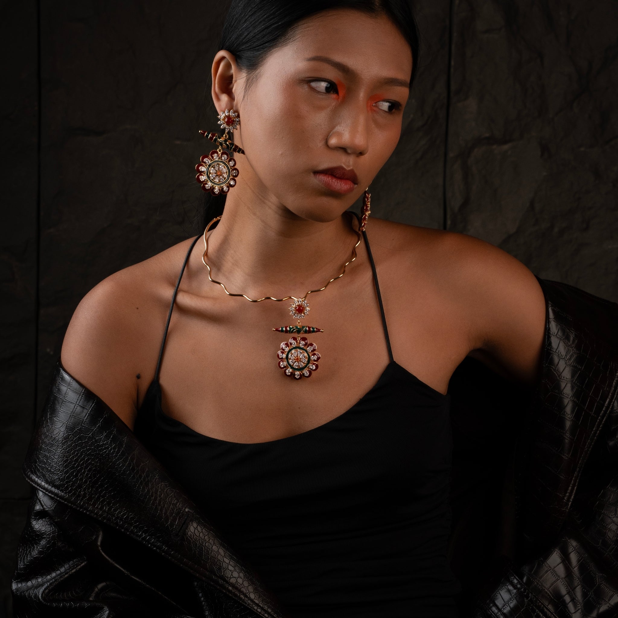 Seren | Wavy Hasli Necklace