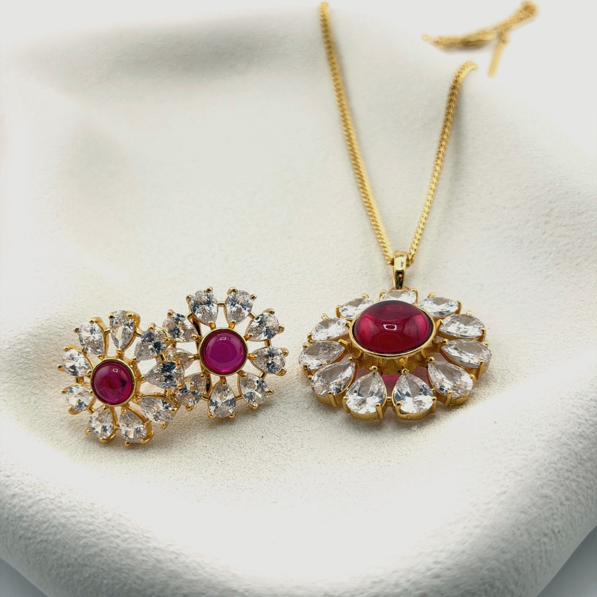 Amara | Sunburst Necklace
