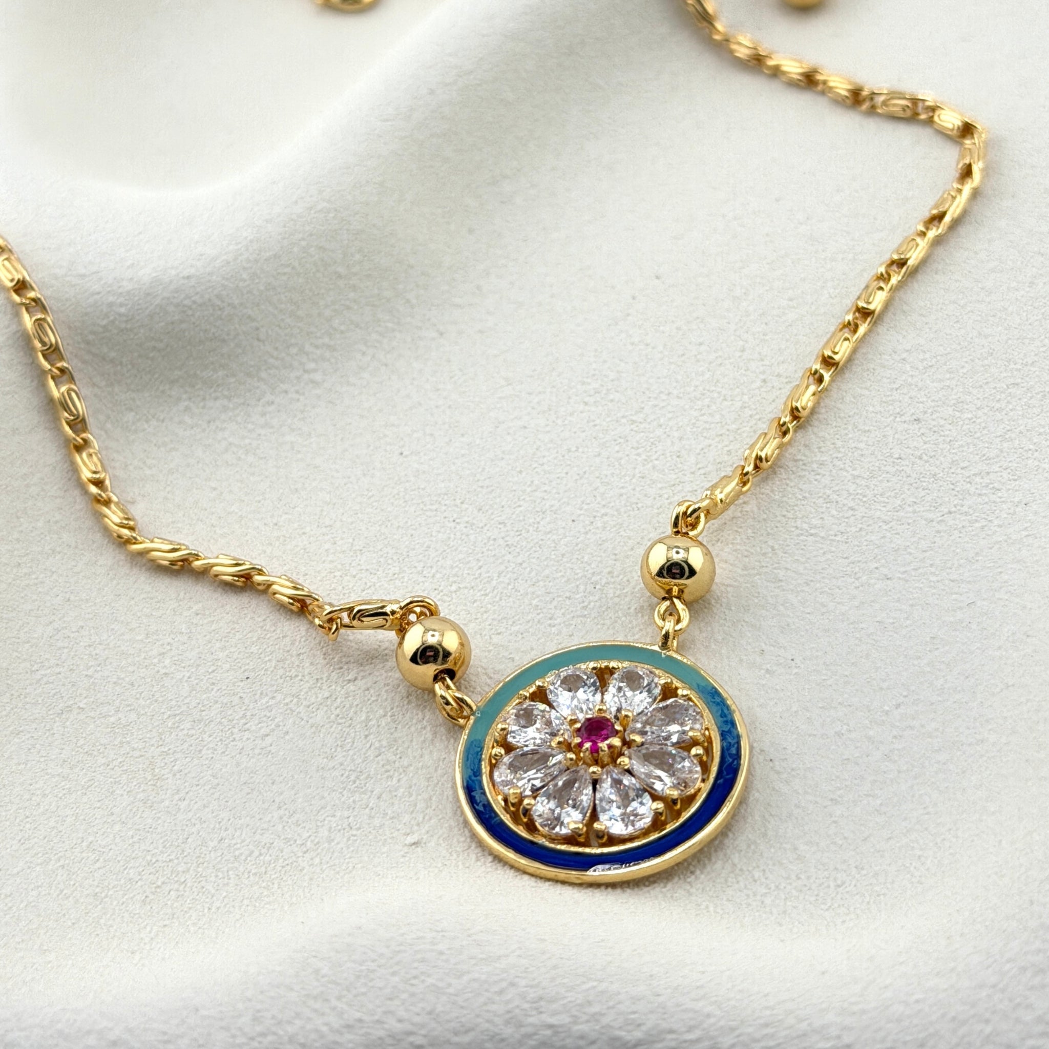 Indra | Single Medallion Necklace and Earrings Set