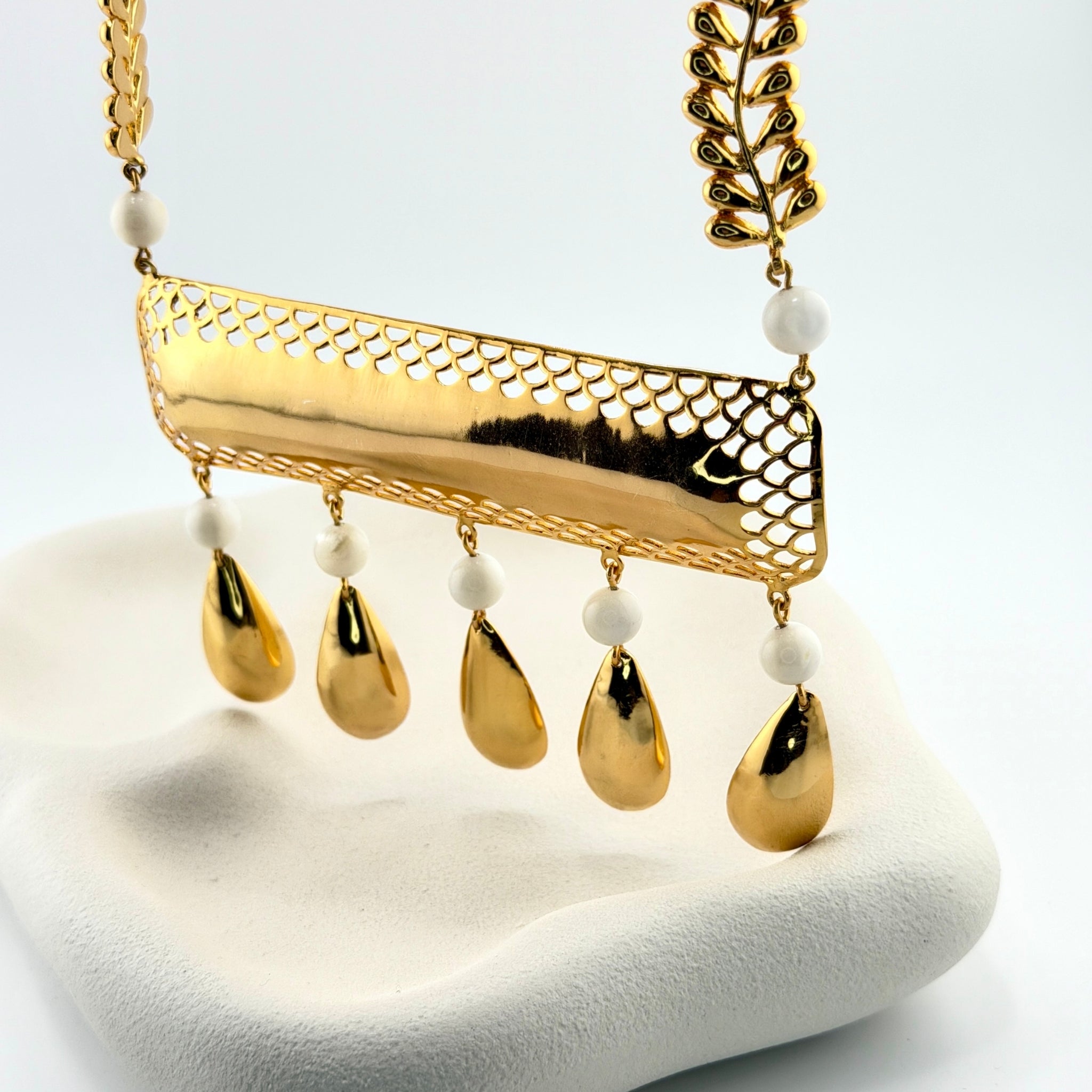 Mira | Pearl Drop Necklace & Earrings Set